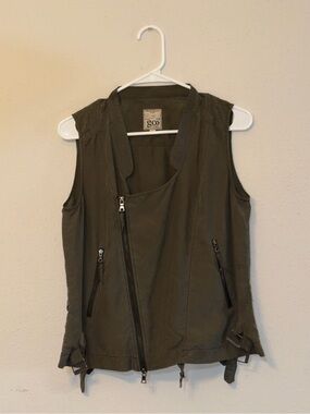 GoSilk Olive Green Utility Zip Front Vest